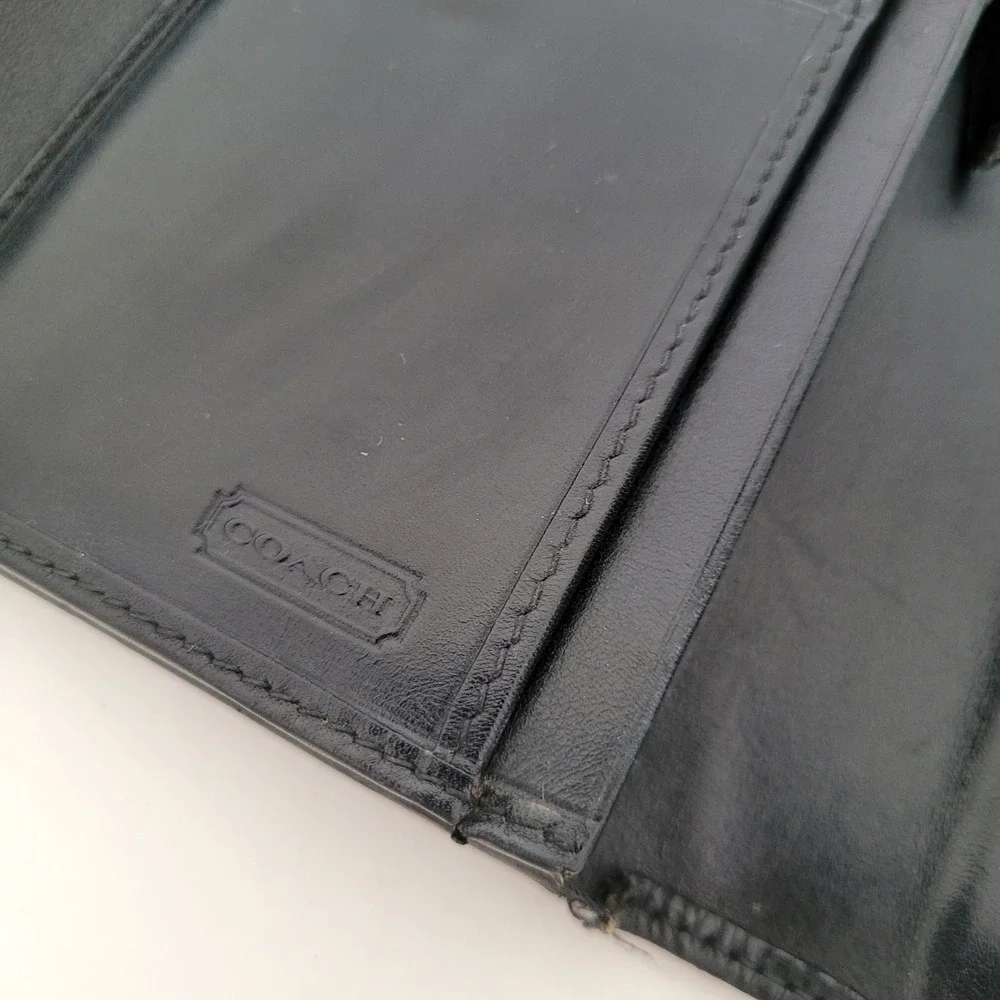 Coach New York Black Leather Trifold Wallet Compact Card Holder Zipper‎ Pocket